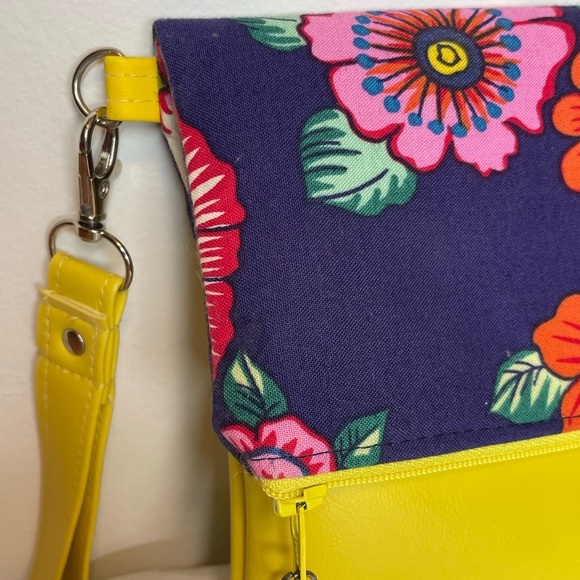 One of a Kind Handmade Floral Skull Yellow Clutch Bag - Picture 3 of 9